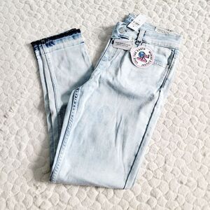 New Justice distressed skinny jeans raw hem light wash jegging 16